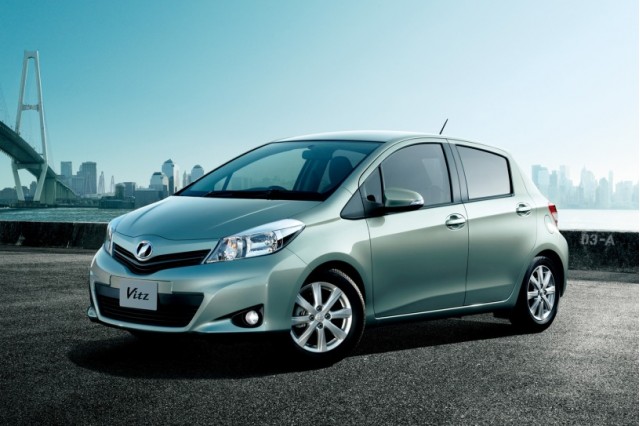 2012 Toyota Yaris Specs, Price, MPG & Reviews