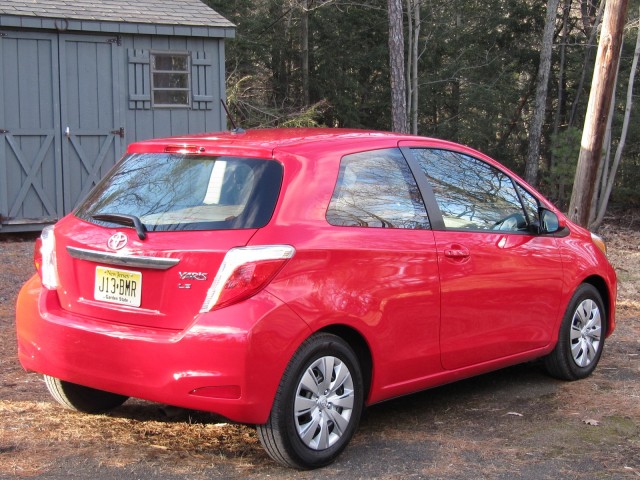 2013 Toyota Yaris Specs, Price, MPG & Reviews