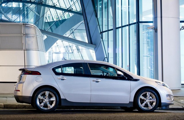 2011-2013 Chevrolet Volt Recalled To Upgrade Software & Ensure It Shuts Off post image