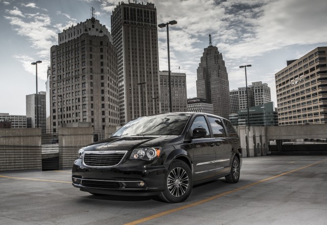 2013 Chrysler Town & Country S Preview: 2013 LA Auto Show post image