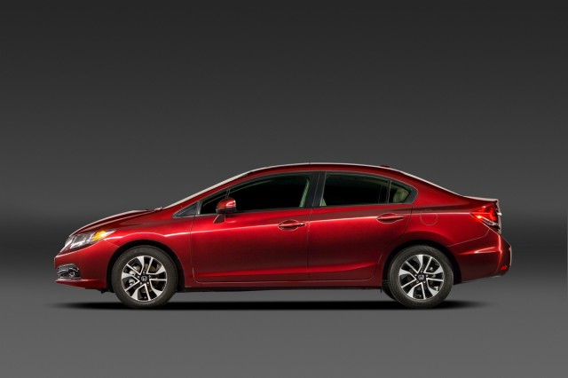 2013 Honda Civic: First Compact To Earn 'Top Safety Pick+' post image