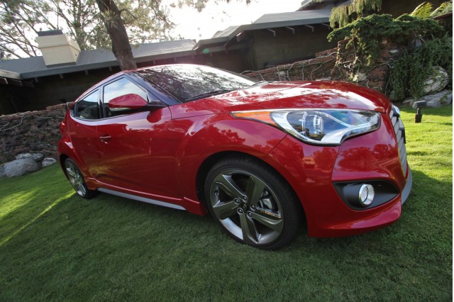 2013 Hyundai Veloster Turbo Goes To The Matte post image