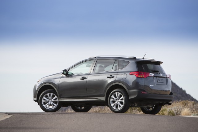 2013 Toyota RAV4: What The 'Poor' Small Overlap Rating Means post image