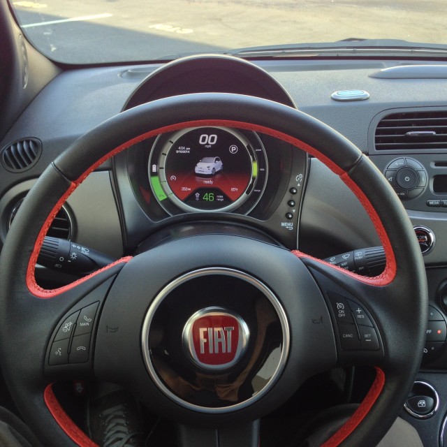 2014 Fiat 500e - Quick Drive, September 2014