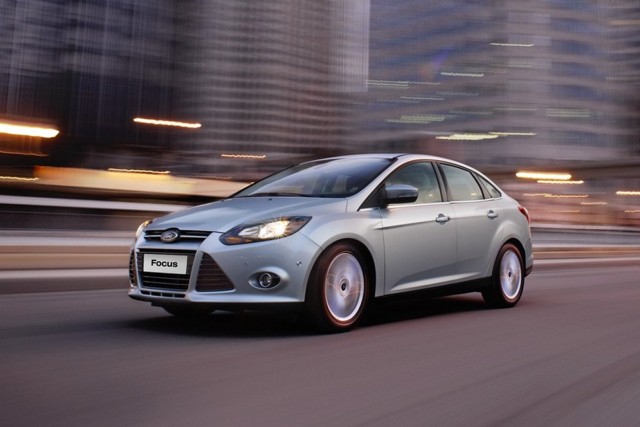 Ford Focus Ford C Max Hybrid Is Now The Best Time To Buy