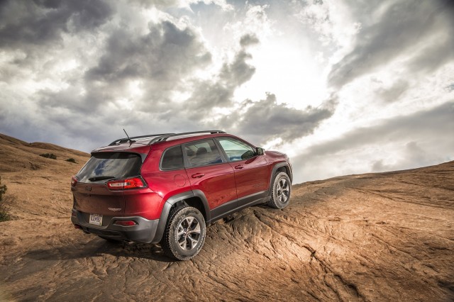 2014 Jeep Cherokee Recalled To Keep Windshield Wipers Working post image