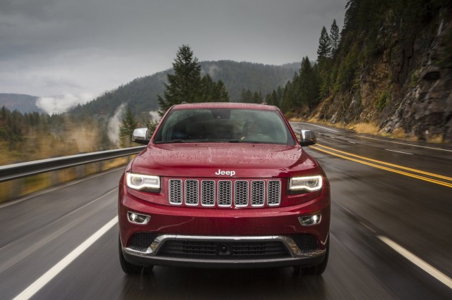 2014 Jeep Grand Cherokee Recall Addresses Parking Light Flaw 