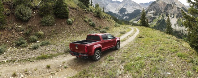 2015 Chevrolet Colorado, GMC Canyon Recalled To Fix Electrical Glitch post image