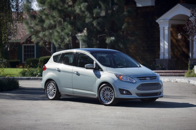 How To Drive Ford C Max Hybrid For Best Gas Mileage Owner Video Explains