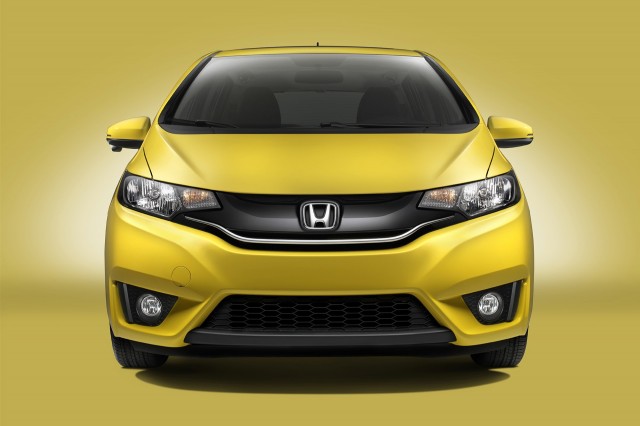 2014-2015 Honda Civic, 2015 Honda Fit Recalled To Fix Transmission Software Flaw post image