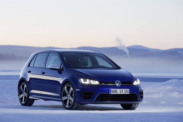 komplikationer boykot Siden 2015 Volkswagen Golf (VW) Review, Ratings, Specs, Prices, and Photos - The  Car Connection