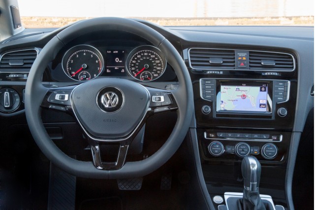 Sund mad Universitet Andet 2015 Volkswagen Golf Launch Edition Priced At Under $19,000