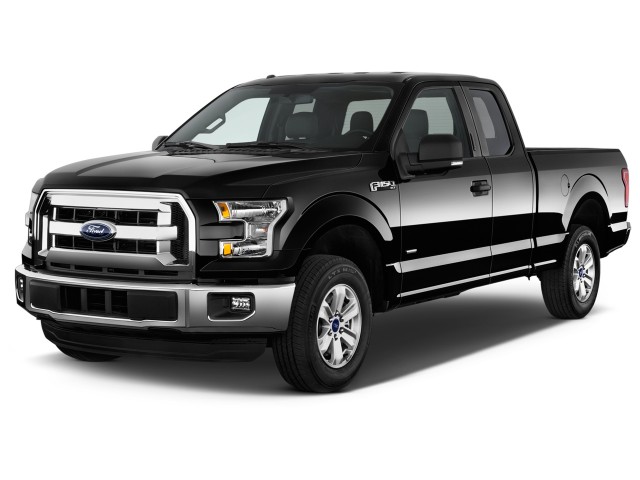 2016 Ford F-150 2WD SuperCab 145" XLT Angular Front Exterior View