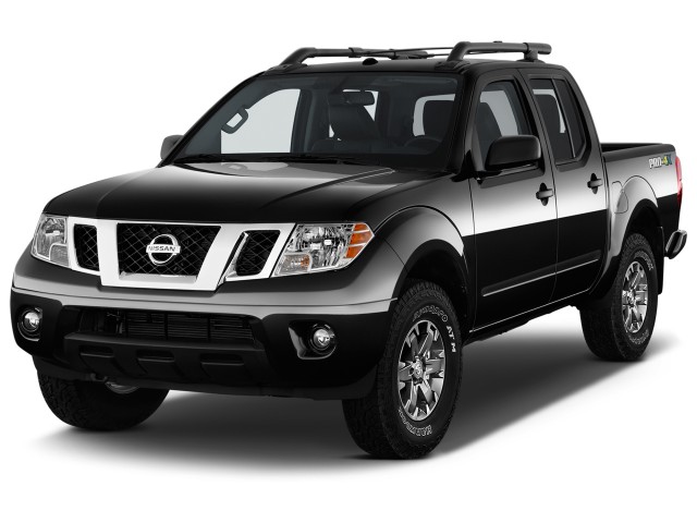 2016 Nissan Frontier 4WD Crew Cab SWB Auto PRO-4X Angular Front Exterior View