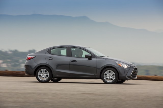 2016 Scion iA 2016 Scion iA
