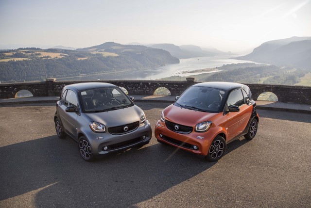 2016 smart fortwo Review, Ratings, Specs, Prices, and Photos - The Car  Connection