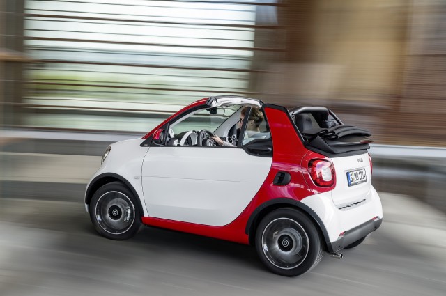 2016 smart fortwo Review, Ratings, Specs, Prices, and Photos - The Car  Connection