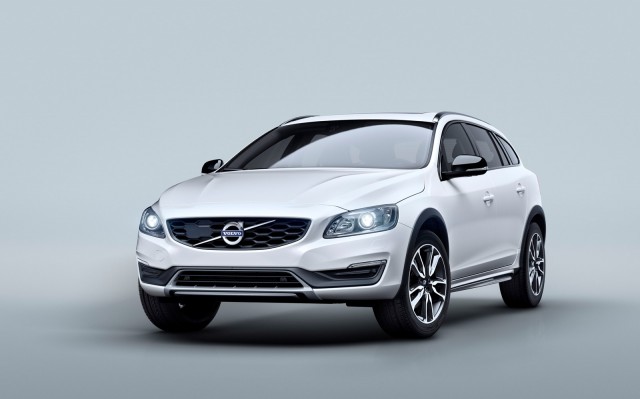 Rugged 2015.5 Volvo V60 Cross Country Wagon Takes On Outback, Allroad post image