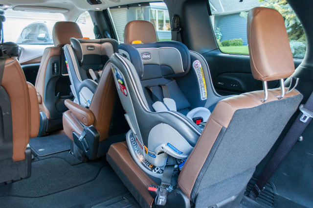 2018 Chrysler Pacifica Limited Long, Where To Put Car Seat In Minivan