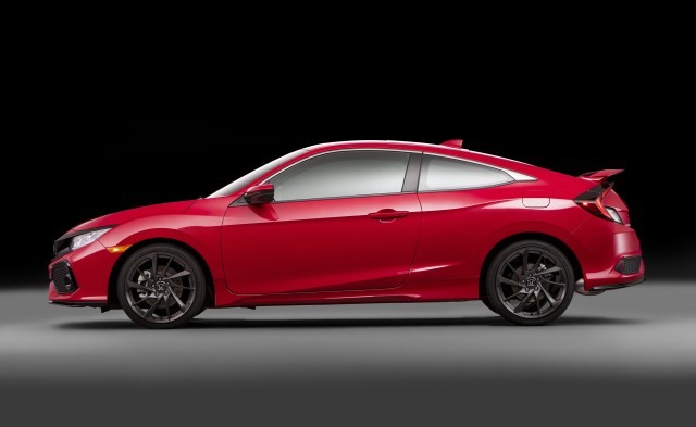 2017 Honda Civic vs. 2017 Mazda 3: Compare Cars post image