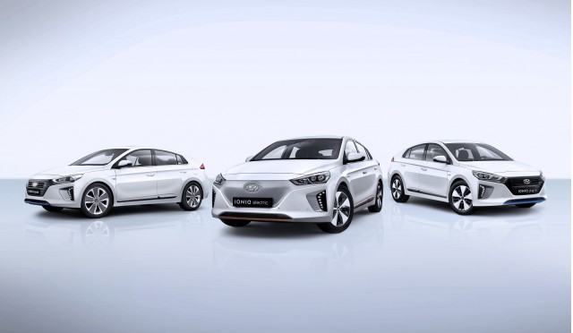 Hyundai Ioniq Hybrid 2017, Ioniq Electric, dan Ioniq Plug-In 