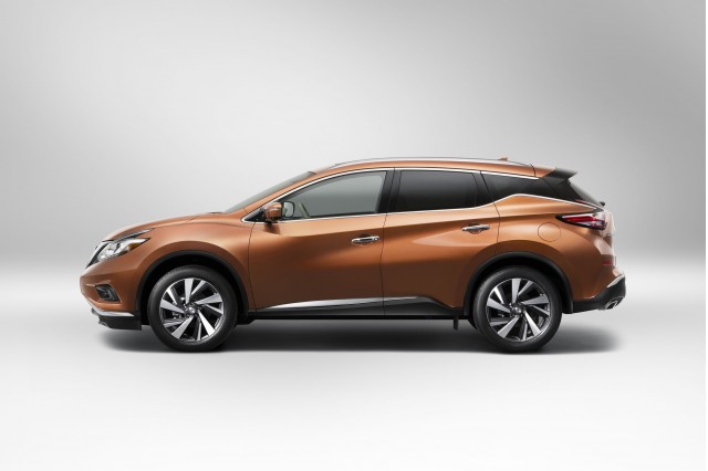 2017 Nissan Murano gets a mid-year update, adds Apple CarPlay post image