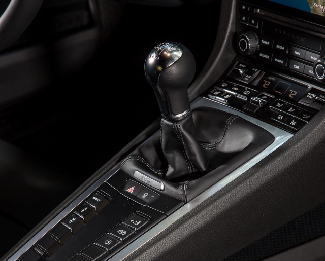 2017 Porsche 911 Carrera 2017 Porsche 911 Carrera