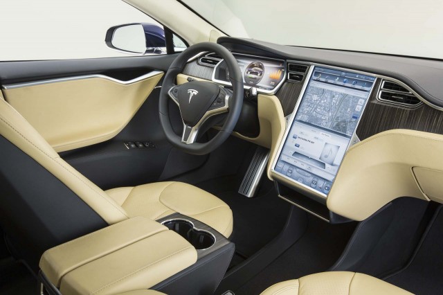 vertaler Verlaten Blauwdruk RWD Tesla Model S 75 gone after September 24, as electric-car range  continues to change