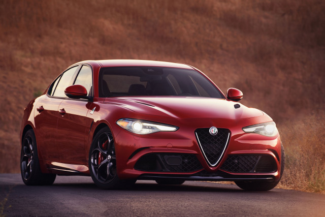 2018 Alfa Romeo Giulia Review, Ratings, Specs, Prices, and Photos - The Car  Connection