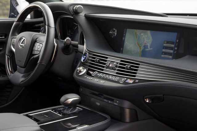 Lexus makes Apple CarPlay, Amazon Alexa available on recent models for $199
