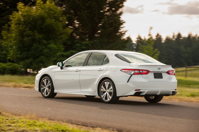 2018 Toyota Camry, some Lexus models recalled post image