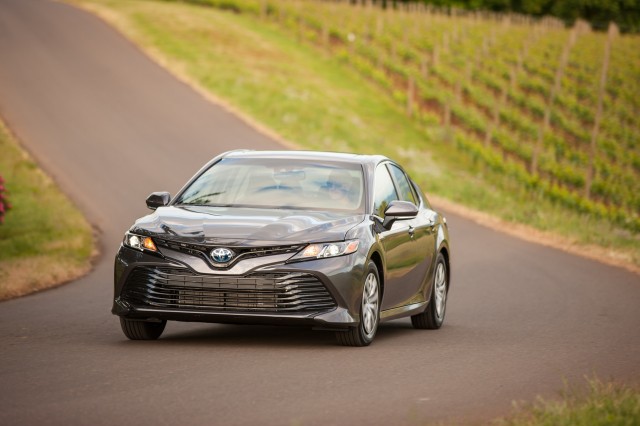 2018 Toyota Camry and Camry Hybrid first drive post image