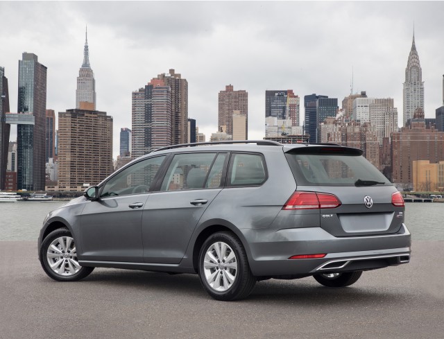 Volkswagen Pares Down Golf Lineup Sportwagen And Alltrack To Die