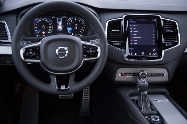 Volvo issues recall for GPS-equipped models over lack of crash location