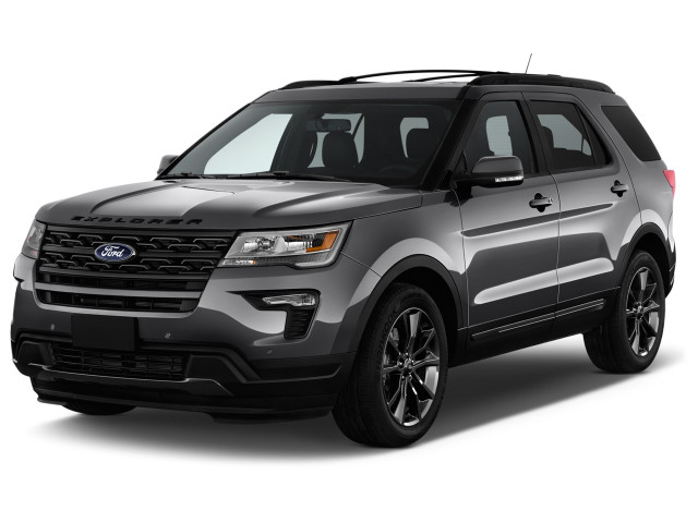 2019 Ford Explorer XLT 4WD Angular Front Exterior View
