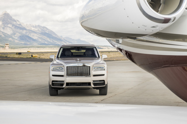 2019 Rolls-Royce Cullinan "width =" 640 "height =" 426 "data-width =" 1024 "data-height =" 682 "data-url =" https://images.hgmsites.net/lrg/2019-rolls Royce-cullinan_100673999_l.jpg