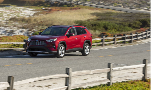 2019 Toyota RAV4 crossover recalled for faulty backup camera