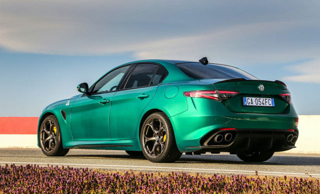 New And Used Alfa Romeo Giulia Prices Photos Reviews Specs The Car Connection