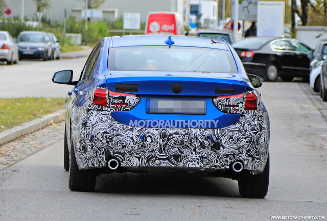 2016 - [BMW] Série 1 Sedan [F52] - Page 9 2020-bmw-1-series-facelift-spy-shots--image-via-s-baldauf-sb-medien_100678060_m