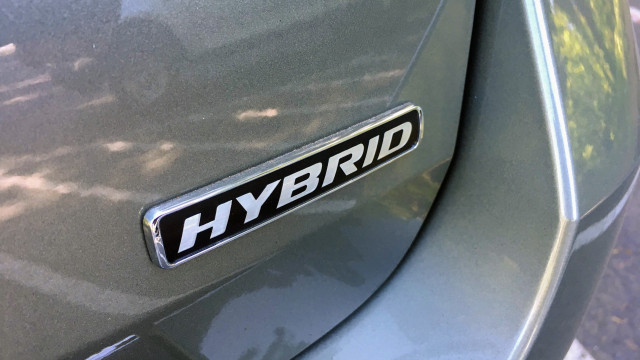 Ford Explorer Hybrid First Drive Review Muscle Over Mpg