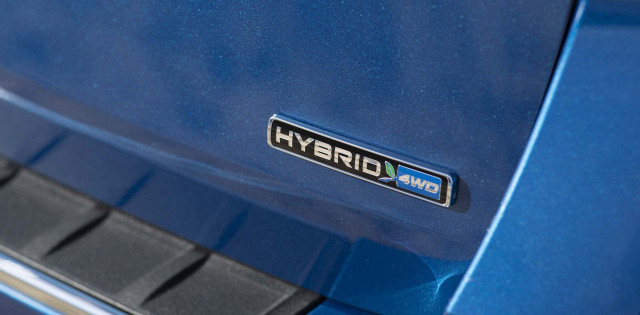 2020 Ford Explorer hybrid