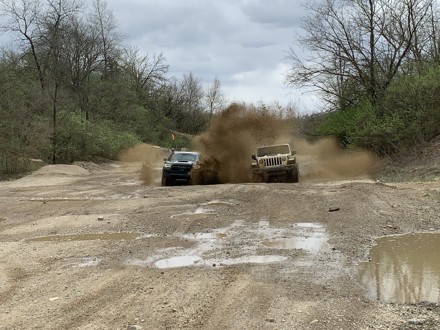 2020 Jeep Gladiator Mojave and 2020 Toyota Tacoma TRD Pro