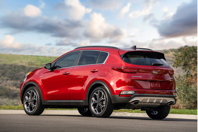 Updated 2020 Kia Sportage fuel economy climbs to 26 mpg combined