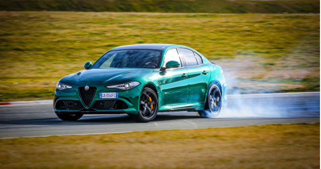 2017 Alfa Romeo Giulia Review, Ratings, Specs, Prices, and Photos - The Car  Connection