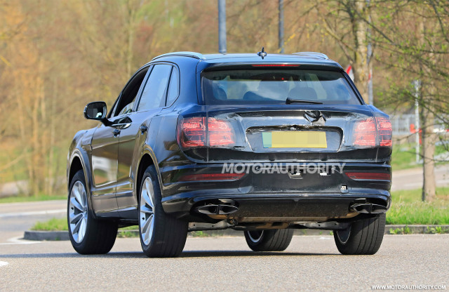 2021 Bentley Bentayga Spy Shots