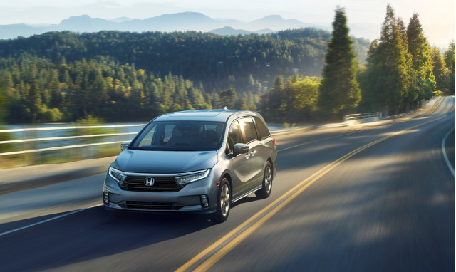 2021 Honda Odyssey gets more bling, but is still a minivan