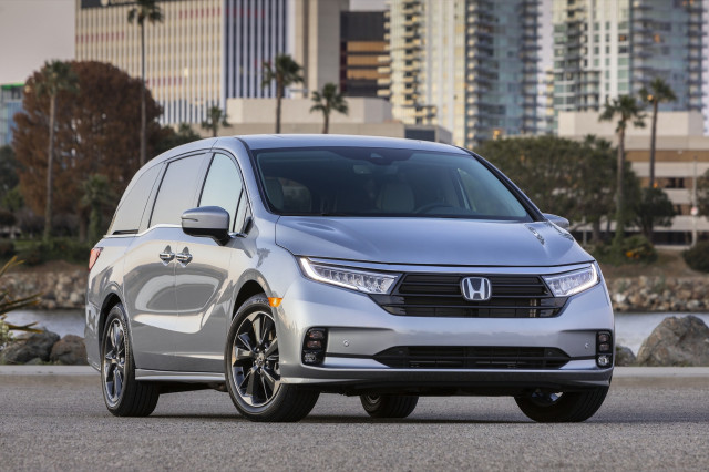 2022 Honda Odyssey arrives, 2021 Acura TLX revisited, EVs attract interest: What's New @ The Car Connection