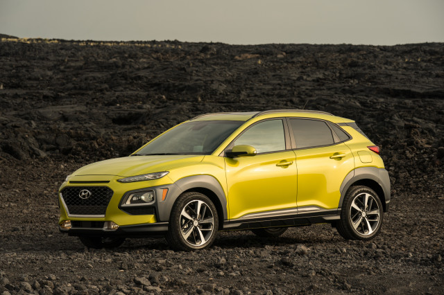2021 Hyundai Kona overview, special edition 'Vette rumors, Audi E-Tron price drop: What's New @ The Car Connection