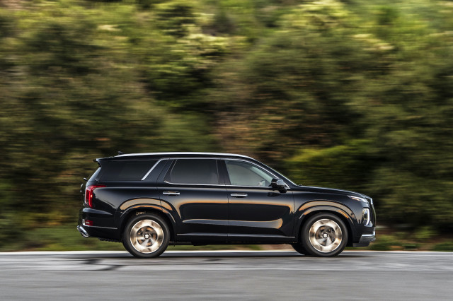 2021 Hyundai Palisade overview, Gordon Murray's superlative car, 2021 Toyota Venza first drive: What's New @ The Car Connection