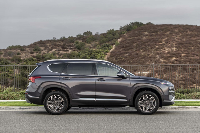 New And Used Hyundai Santa Fe Prices Photos Reviews Specs The Car Connection